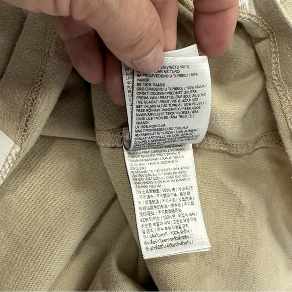 Superdry Graphic Tee - Size M - Picture 15 of 16